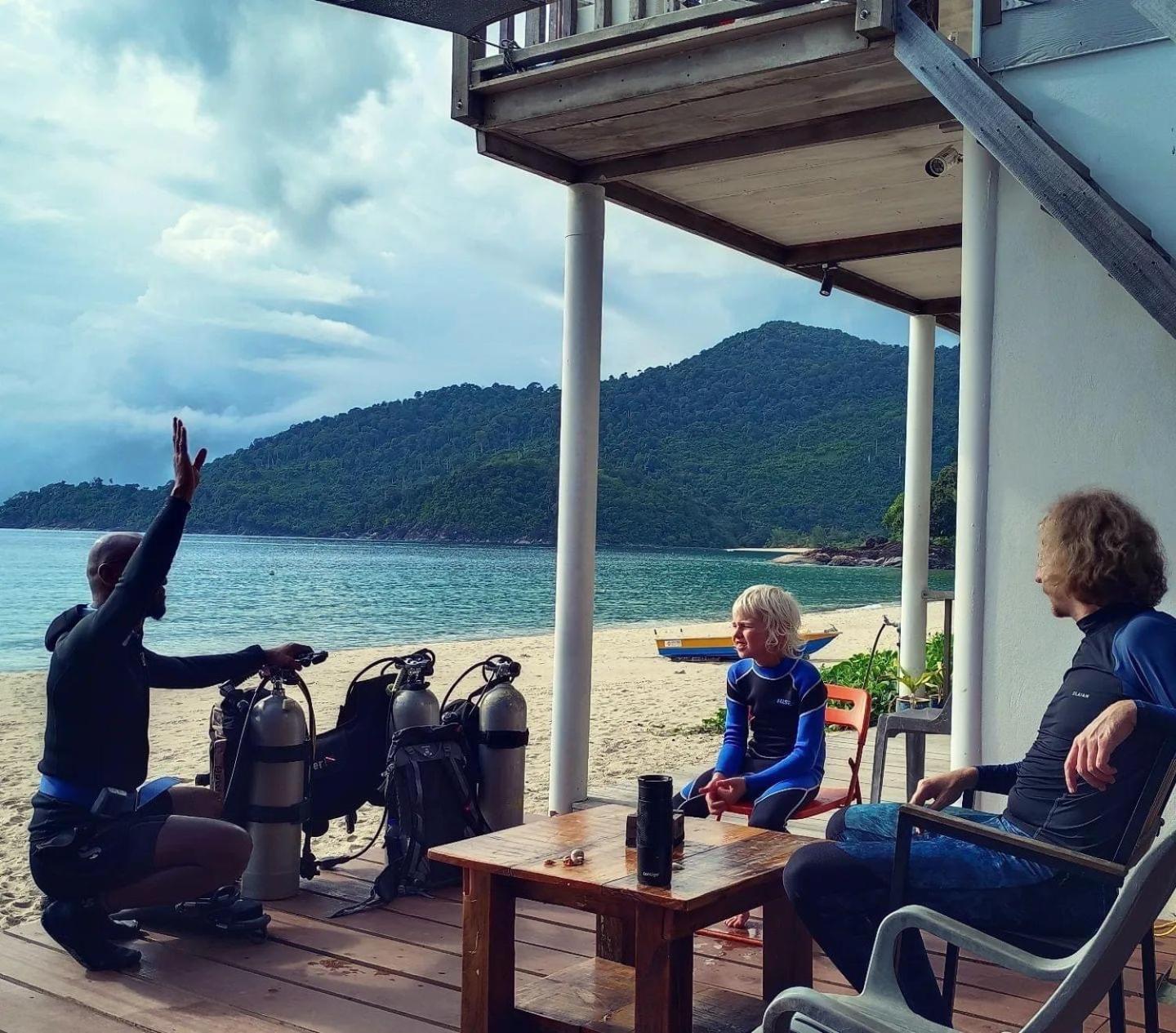 Tiongman Scubadive & Lodge Kampong Juara Ngoại thất bức ảnh